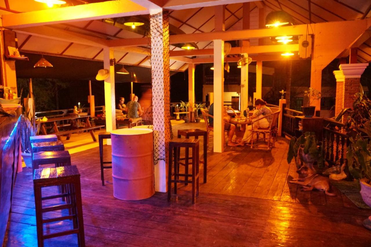 The Boathouse Hotel Don Det Bagian luar foto